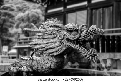 Dragon Fountain, Dragon Sculpture in Water Feature