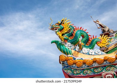 9,989 Dragon roof sculpture Images, Stock Photos & Vectors | Shutterstock