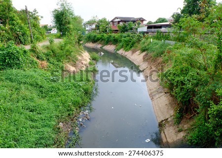 drainage ditch 