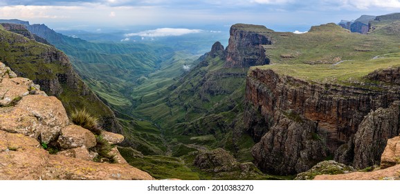 The Drakensberg is the eastern portion of the Great Escarpment, which encloses the central Southern African plateau. - Shutterstock ID 2010383270