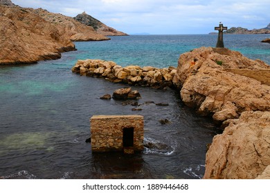 The dramatic cape called Les Goudes in Marseille