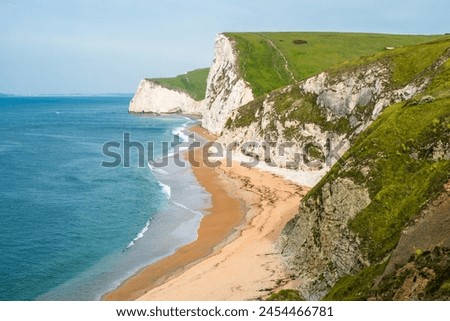 Dramatic coastal scenery, chalk cliffs of Swyre Head and Bat's Head, at Durdle Door on England's Jurassic Coast, UNESCO World Heritage Site, Dorset, England, United Kingdom, Europe