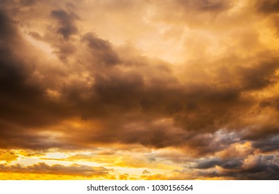 Dramatic Dark cloudy stormy sky in the evening