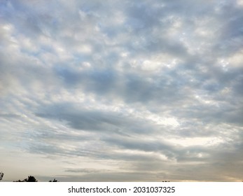 Dramatic Simpsons Clouds Floating In The Morning Sky