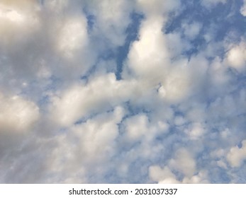 Dramatic Simpsons Clouds Floating In The Morning Sky