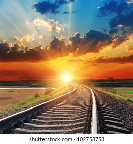 33,090 Railroad Tracks Sunset Images, Stock Photos & Vectors | Shutterstock