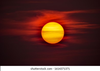 Featured image of post View 18 Red Sun Background For Editing