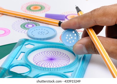 spirograph kit