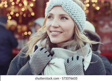 Dreaming Woman In Winter City A Festive Mood