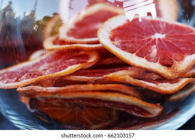 Dried grapefruit