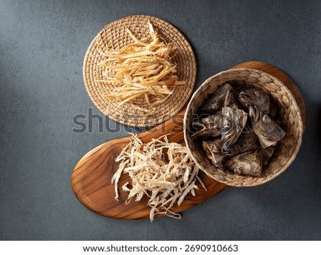 Dried pollack head, various types of dried pollack