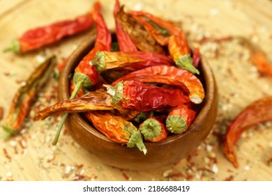 Dried Red Chilli, Food Ingredient, For Make Chilli Powder To Keep For A Long Time. Selective Focus