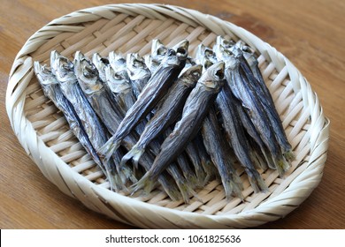 dried round herring