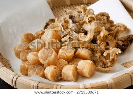 Dried scallop. dried scallop adductor and scallop strings