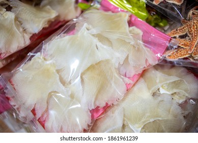 Dried Seafood Shop Big Shark Fin