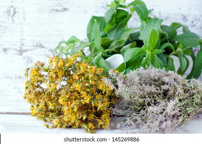 Dried St. John's wort, thyme and mint