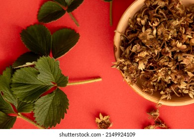 Dried strawberry stalks and leaves are very useful. Dried strawberry leaves are used in folk medicine. strawberry stalks normalize blood sugar levels, improve skin condition and reduce free radicals. 