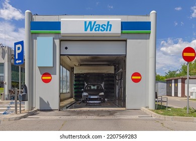 Drive Through Automatic Car Wash Machine Tunnel