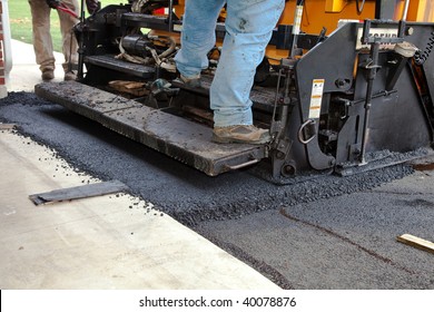 Driveway Asphalt Paving Crew