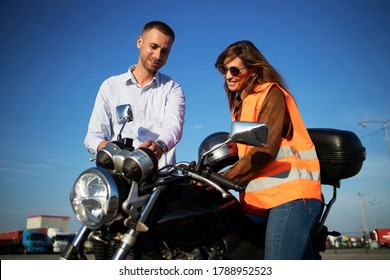 Motorcycle School Driving Female Driver Helmet Stock Photo 1789249361 |  Shutterstock