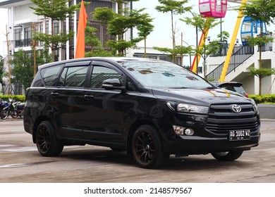 toyota kijang innova 2022