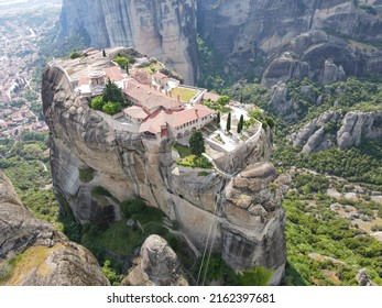 Drohnenansicht im Kloster Meteore auf Griechenland