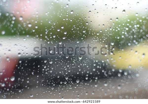 Drop water on car\
window