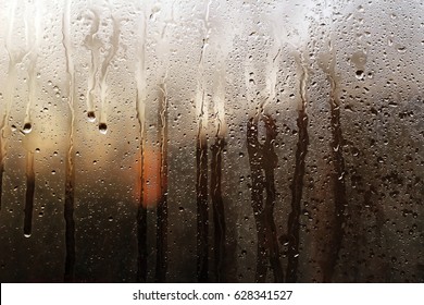 Pluie Tristesse Images Photos Et Images Vectorielles De Stock Shutterstock