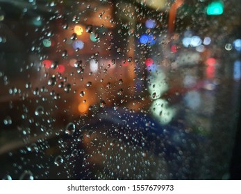 雨 窓 の画像 写真素材 ベクター画像 Shutterstock