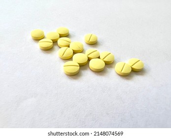 13,567 Pill glasses Images, Stock Photos & Vectors | Shutterstock