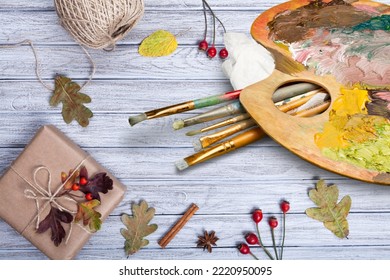 Dry Autumn Leaves And Drawing Paint Palette