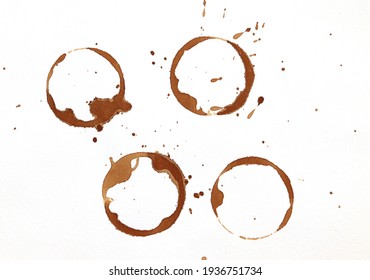 Dry brown coffee cup rings isolated on a white background
,Top view