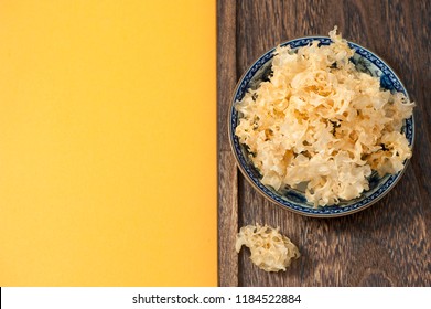 Dry White Fungus And White Fungus Soup