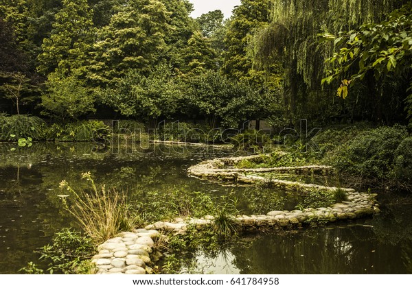 Du Fu Thatched Cottage Chengdu China Stock Photo Edit Now 641784958