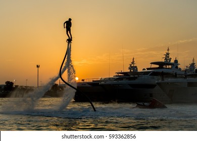 Dubai Boatshow Water Sports Stunts - Dubai Marina