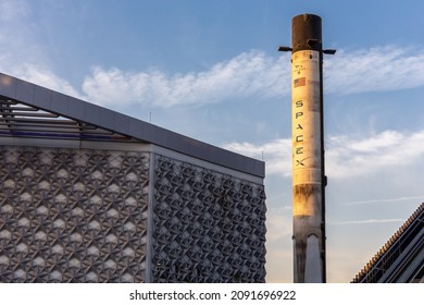 Dubai, UAE, 09.12.2021. Falcon 9 Space X, Reusable Two-stage-to-orbit Medium-lift Launch Vehicle Displayed Next To USA Pavilion Building At Expo 2020 Dubai, Copy Space.