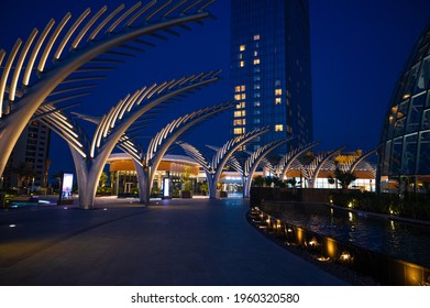 Dubai, Uae, April 20, 2021. The View At The Palm At Night. New Viewing Point In Dubai. 