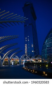 Dubai, Uae, April 20, 2021. The View At The Palm At Night. New Viewing Point In Dubai. 