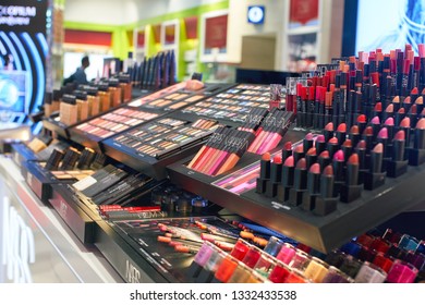 110 Nars cosmetics Images, Stock Photos & Vectors | Shutterstock