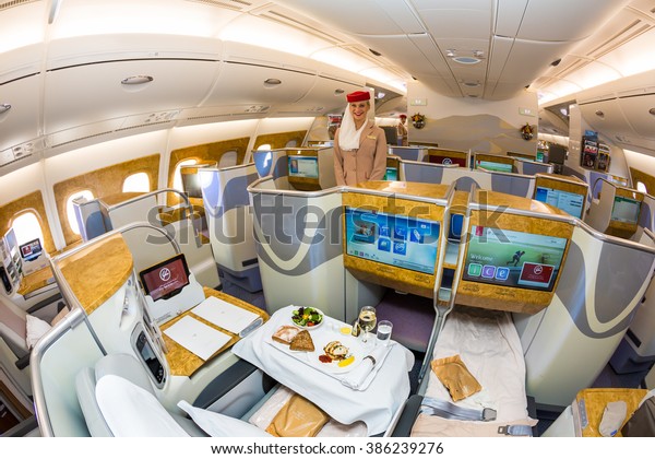 Dubai Uae November 09 2015 Emirates Stockfoto Jetzt