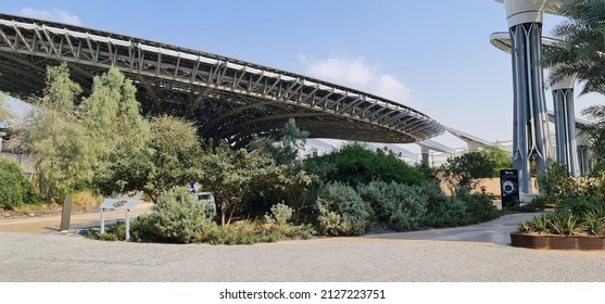 Dubai, Uae,-february 13 2022: Solar Pannel Tree At Sustainability Pavilion