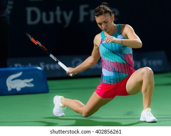 DUBAI, UNITED ARAB EMIRATES - FEBRUARY 17 : Simona Halep At The 2016 Dubai Duty Free Tennis Championships