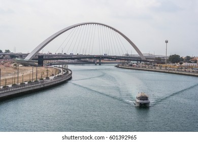 Dubai Water Canal Pedestrian Arch Bridge With Water Taxi, UAE