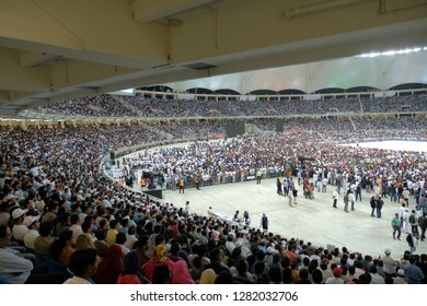 Dubai,UAE-01-11-2019:Rahul Gandhi Addressing The Crowd At The Dubai Cricket Stadium Which Was Packed With Nearly 25000 People.