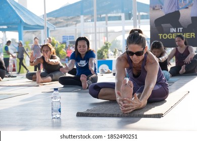 Dubai/UAE-10-24-2019:A Group Of Women Exercising Aerobics, Yoga During The Dubai Fitness Challenge 30/30.