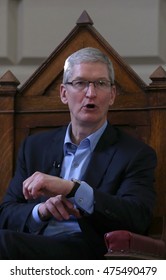 DUBLIN, IRELAND - 11/11/2015. 
Apple CEO, Tim Cook, Points At His Apple Watch During A Q&A With Members Of The TCD Philosophical Society After He Was Given The Gold Medal Of Honorary Patronage