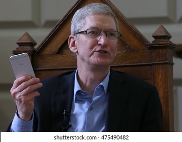 DUBLIN, IRELAND - 11/11/2015
Apple CEO, Tim Cook, Holds His IPhone During A Q&A With Members Of The Trinity College Dublin Philosophical Society After He Received The Gold Medal Of Honorary Patronage