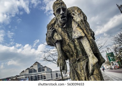 Dublin, Ireland - April 10, 2015. A Sculpture Of The Great Famine Or Great Hunger Monument. The Great Famine Was A Period Of Mass Starvation, Disease, And Emigration In Ireland Between 1845 And 1852.