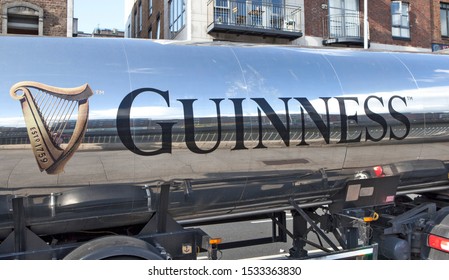 Hakuun Guinness Tanker Truck Liittyvia Kuvia Arkistovalokuvia Ja Vektorikuvia Shutterstock