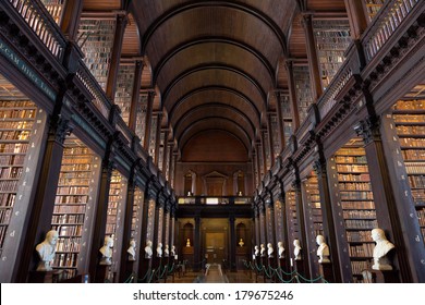 The Long Room Trinity College Dublin Images Stock Photos